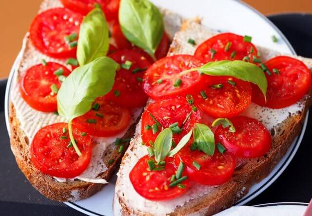 トマトのダイエットレシピはこれ！おいしいトマト料理でやせよう